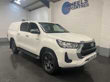 Toyota Hilux 2.4 D-4D Icon Pickup Double Cab 4dr Diesel Auto 4WD Euro 6 (s/s) (150 ps) - U2298
