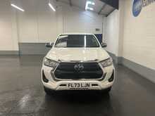 Toyota Hilux 2.4 D-4D Icon Pickup Double Cab 4dr Diesel Auto 4WD Euro 6 (s/s) (150 ps) - U2298