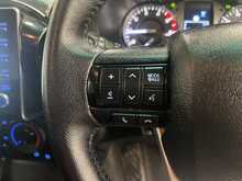 Toyota Hilux 2.4 D-4D Icon Pickup Double Cab 4dr Diesel Auto 4WD Euro 6 (s/s) (150 ps) - U2298