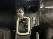 Toyota Hilux 2.4 D-4D Icon Pickup Double Cab 4dr Diesel Auto 4WD Euro 6 (s/s) (150 ps) - U2298