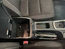 Toyota Hilux 2.4 D-4D Icon Pickup Double Cab 4dr Diesel Auto 4WD Euro 6 (s/s) (150 ps) - U2298