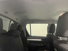 Toyota Hilux 2.4 D-4D Icon Pickup Double Cab 4dr Diesel Auto 4WD Euro 6 (s/s) (150 ps) - U2298