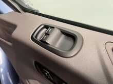 Ford Transit Transit 2.0 350 EcoBlue MHEV Leader RWD L4 H3 Euro 6 (s/s) 5dr - U23