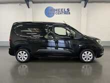 Vauxhall Combo 1.5 Turbo D 2000 Griffin Panel Van 4dr Diesel Manual L1 H1 Euro 6 (100 ps) - U2304