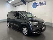 Vauxhall Combo 1.5 Turbo D 2000 Griffin Panel Van 4dr Diesel Manual L1 H1 Euro 6 (100 ps) - U2304