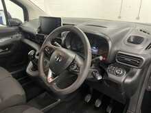 Vauxhall Combo 1.5 Turbo D 2000 Griffin Panel Van 4dr Diesel Manual L1 H1 Euro 6 (100 ps) - U2304