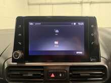 Vauxhall Combo 1.5 Turbo D 2000 Griffin Panel Van 4dr Diesel Manual L1 H1 Euro 6 (100 ps) - U2304
