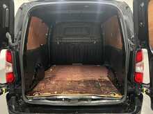 Vauxhall Combo 1.5 Turbo D 2000 Griffin Panel Van 4dr Diesel Manual L1 H1 Euro 6 (100 ps) - U2304