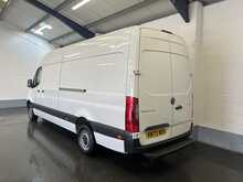 Mercedes-Benz Sprinter 2.0 315 CDI Progressive Panel Van 5dr Diesel Manual RWD L3 H2 Euro 6 (s/s) (150 ps) - U2307