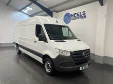 Mercedes-Benz Sprinter 2.0 315 CDI Progressive Panel Van 5dr Diesel Manual RWD L3 H2 Euro 6 (s/s) (150 ps) - U2307