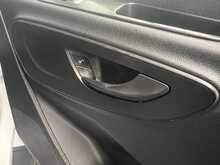 Mercedes-Benz Sprinter 2.0 315 CDI Progressive Panel Van 5dr Diesel Manual RWD L3 H2 Euro 6 (s/s) (150 ps) - U2307