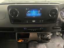 Mercedes-Benz Sprinter 2.0 315 CDI Progressive Panel Van 5dr Diesel Manual RWD L3 H2 Euro 6 (s/s) (150 ps) - U2307