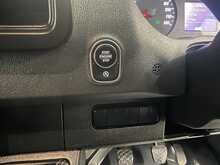 Mercedes-Benz Sprinter 2.0 315 CDI Progressive Panel Van 5dr Diesel Manual RWD L3 H2 Euro 6 (s/s) (150 ps) - U2307