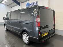 Renault Trafic 2.0 dCi Blue LL30 Sport Panel Van 5dr Diesel Manual L2 H1 Euro 6 (s/s) (130 ps) - U2311