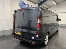 Renault Trafic 2.0 dCi Blue LL30 Sport Panel Van 5dr Diesel Manual L2 H1 Euro 6 (s/s) (130 ps) - U2311