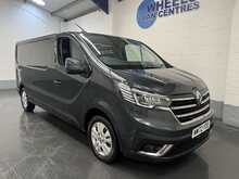 Renault Trafic 2.0 dCi Blue LL30 Sport Panel Van 5dr Diesel Manual L2 H1 Euro 6 (s/s) (130 ps) - U2311