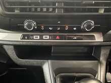 Peugeot Expert 1.5 BlueHDi Professional Standard Panel Van 6dr Diesel Manual Standard Euro 6 (s/s) (120 ps) - U2313