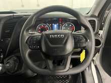 Iveco Daily 2.3D HPI 14V 35C 3450 Dropside 2dr Diesel Manual L4 Euro 6 (s/s) (DRW) (136 ps) 2.3 2dr Dropside - U2316
