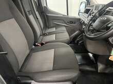 Ford Transit 350 EcoBlue Leader 2.0 2dr Luton Manual Diesel - U2318