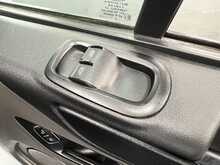 Ford Transit Custom 2.0 300 EcoBlue Leader Panel Van 5dr Diesel Manual L2 H1 Euro 6 (s/s) (130 ps) - U2322
