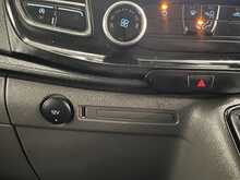 Ford Transit Custom 2.0 300 EcoBlue Leader Panel Van 5dr Diesel Manual L2 H1 Euro 6 (s/s) (130 ps) - U2322