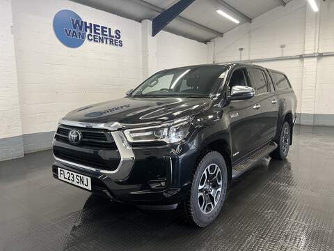 Toyota Hilux 2.4 D-4D Icon Pickup Double Cab 4dr Diesel Auto 4WD Euro 6 (s/s) (150 ps)