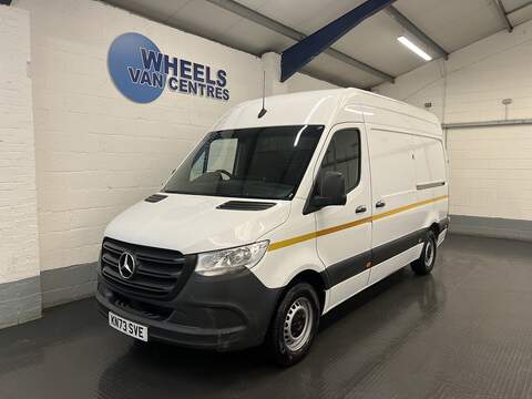 Mercedes-Benz Sprinter Sprinter 2.1 514 CDi BlueEFFICIENCY Panel Van 5dr Diesel Manual RWD L3 H3 (140 bhp)