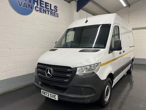 Mercedes-Benz Sprinter 2.1 314 CDI Premium Panel Van 5dr Diesel Manual FWD L2 H2 Euro 6 (s/s) (143 ps)