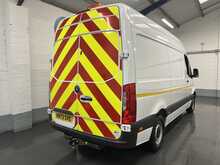 Mercedes-Benz Sprinter 2.0 315 CDI Progressive Panel Van 5dr Diesel Manual RWD L2 H2 Euro 6 (s/s) (150 ps) - U2340