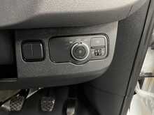 Mercedes-Benz Sprinter 2.0 315 CDI Progressive Panel Van 5dr Diesel Manual RWD L2 H2 Euro 6 (s/s) (150 ps) - U2340