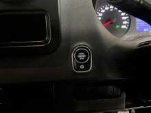 Mercedes-Benz Sprinter 2.0 315 CDI Progressive Panel Van 5dr Diesel Manual RWD L2 H2 Euro 6 (s/s) (150 ps) - U2340