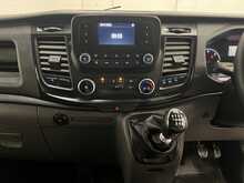Ford Transit Custom 2.0 300 EcoBlue Leader Panel Van 5dr Diesel Manual L2 H1 Euro 6 (s/s) (130 ps) - U2343
