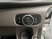 Ford Transit Custom 2.0 300 EcoBlue Leader Panel Van 5dr Diesel Manual L2 H1 Euro 6 (s/s) (130 ps) - U2343