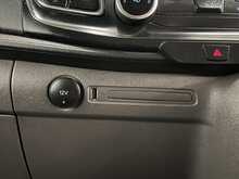 Ford Transit Custom 2.0 300 EcoBlue Leader Panel Van 5dr Diesel Manual L2 H1 Euro 6 (s/s) (130 ps) - U2343