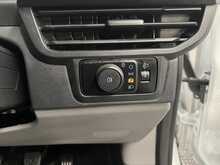 Ford Transit Custom 2.0 320 EcoBlue Trend Crew Van Double Cab 5dr Diesel Manual L2 H1 Euro 6 (s/s) (136 ps) - U2348