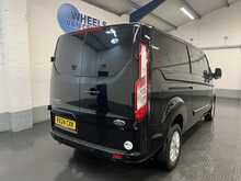Ford Transit Custom 2.0 320 EcoBlue Limited Crew Van Double Cab 5dr Diesel Manual L2 H1 Euro 6 (s/s) (130 ps) - U2354