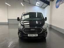 Ford Transit Custom 2.0 320 EcoBlue Limited Crew Van Double Cab 5dr Diesel Manual L2 H1 Euro 6 (s/s) (130 ps) - U2354