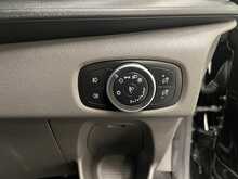 Ford Transit Custom 2.0 320 EcoBlue Limited Crew Van Double Cab 5dr Diesel Manual L2 H1 Euro 6 (s/s) (130 ps) - U2354