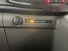 Ford Transit Custom 2.0 320 EcoBlue Limited Crew Van Double Cab 5dr Diesel Manual L2 H1 Euro 6 (s/s) (130 ps) - U2354