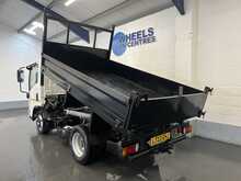 Isuzu Grafter 1.9D N35 Green TIPPER 2dr Diesel Manual RWD SWB Euro 6 (TRW) (125 ps) 1.9 2dr Tipper Manual DIESEL - U2355