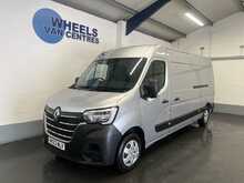 Renault Master 2.3 dCi 35 Business+ Panel Van 4dr Diesel Manual FWD LWB Medium Roof Euro 6 (135 ps) - U2356