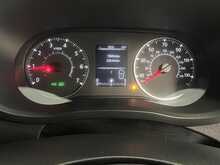 Renault Master 2.3 dCi 35 Business+ Panel Van 4dr Diesel Manual FWD LWB Medium Roof Euro 6 (135 ps) - U2356