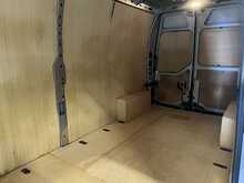 Renault Master 2.3 dCi 35 Business+ Panel Van 4dr Diesel Manual FWD LWB Medium Roof Euro 6 (135 ps) - U2356