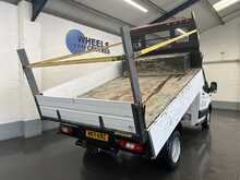 Ford Transit 2.0 350 EcoBlue HD Leader Tipper 2dr Diesel Manual RWD L2 Euro 6 (s/s) (130 ps) 2.0 2dr Tipper - U2358