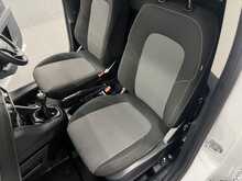 Ford Transit Courier 1.0 EcoBoost Leader Panel Van 4dr Petrol Manual SWB Euro 6 (s/s) (100 ps) - U2361