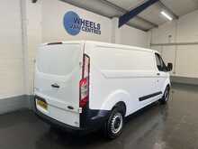 Ford Transit Custom 2.0 300 EcoBlue Leader Panel Van 5dr Diesel Manual L2 H1 Euro 6 (s/s) (130 ps) - U2368
