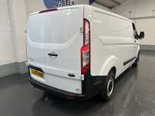 Ford Transit Custom 2.0 300 EcoBlue Leader Panel Van 5dr Diesel Manual L2 H1 Euro 6 (s/s) (130 ps) - U2368