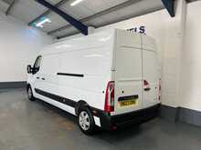Renault Master Master 2.3 dCi 35 Business+ FWD LWB Medium Roof Euro 6 4dr - U237