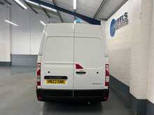 Renault Master Master 2.3 dCi 35 Business+ FWD LWB Medium Roof Euro 6 4dr - U237