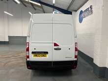 Renault Master Master 2.3 dCi 35 Business+ FWD LWB Medium Roof Euro 6 4dr - U238